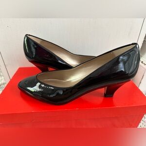Bandolino Black Patent Pumps
